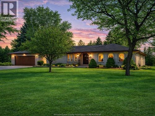 4960 Huron Church Line Rd, Lasalle, ON, N9H1H4 | Card Image