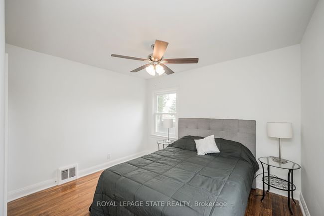 137 Allenby Ave, House other with 3 bedrooms, 3 bathrooms and 7 parking in Hamilton ON | Image 12
