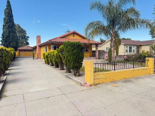 36833 Cherry St, Newark, CA, 94560-3738 | Card Image