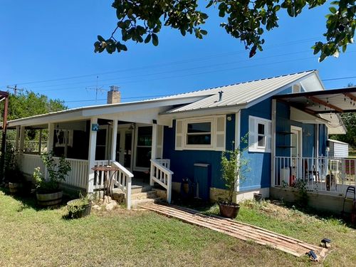 403 Kruse Loop, Lakehills, TX, 78063-6901 | Card Image