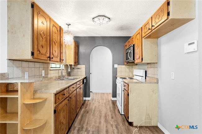 Kitchen | Image 6