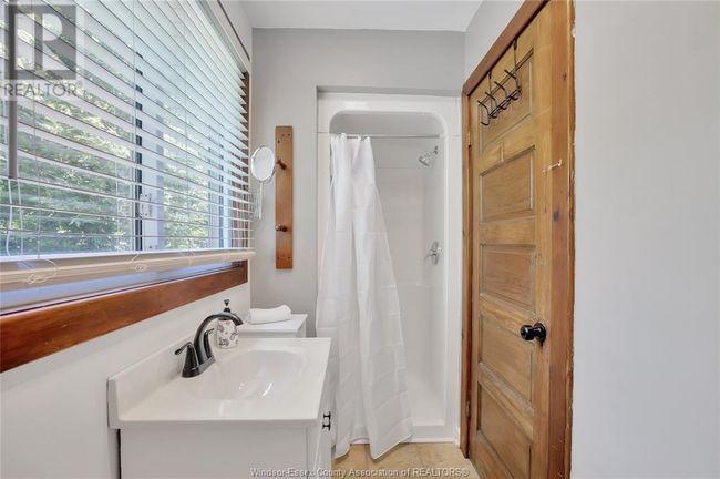 170 N Shore Rd, House other with 5 bedrooms, 2 bathrooms and null parking in Pelee Island ON | Image 37