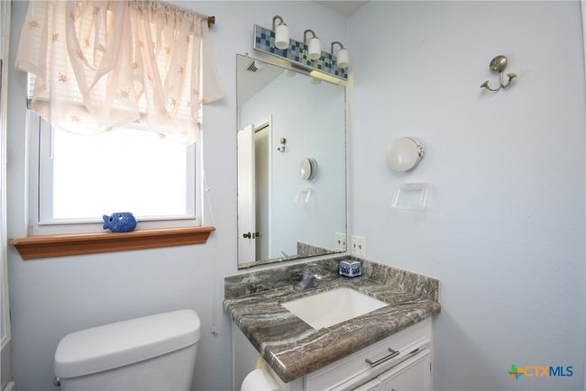 317 E Bayshore Dr, House other with 2 bedrooms, 2 bathrooms and null parking in Palacios TX | Image 38