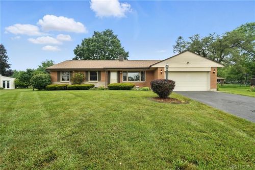 7521 Mintwood Ave, Dayton, OH, 45415-1132 | Card Image
