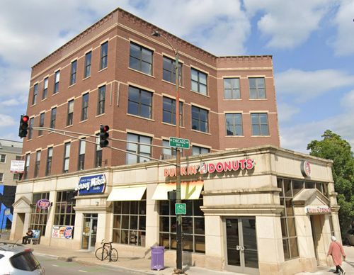 3n-805 N Milwaukee Ave, Chicago, IL, 60642-1256 | Card Image