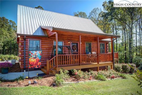 3460 S Center Church Rd, Thurmond, NC, 28683-9772 | Card Image