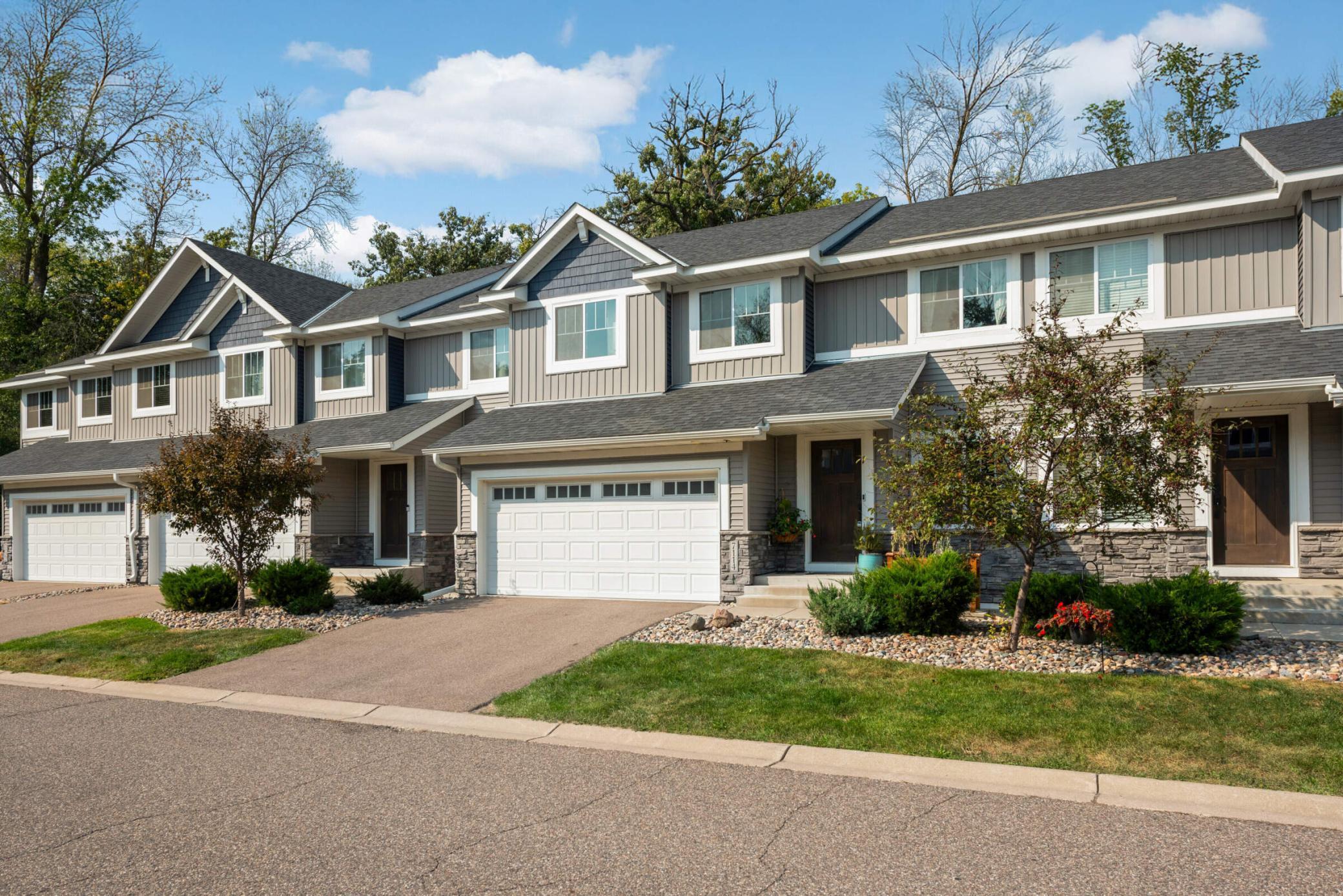 Calumet Ct, Savage, MN 55378