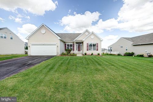 369 Willowwood Dr, SMYRNA, DE, 19977-5241 | Card Image