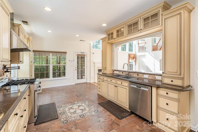 1801 Briarcrest Dr Nw, House other with 5 bedrooms, 3 bathrooms and null parking in Charlotte NC | Image 15