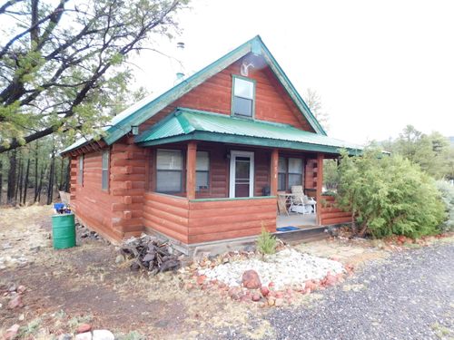 154 El Caso Rd, Quemado, NM, 87829-9115 | Card Image
