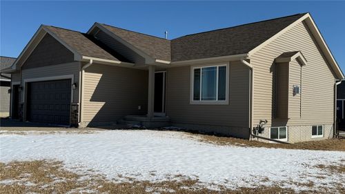 6327 Prairie Sage, Cedar Rapids, IA, 52404 | Card Image