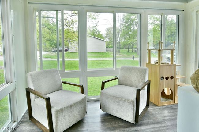 Sunroom / solarium with plenty of natural light | Image 40