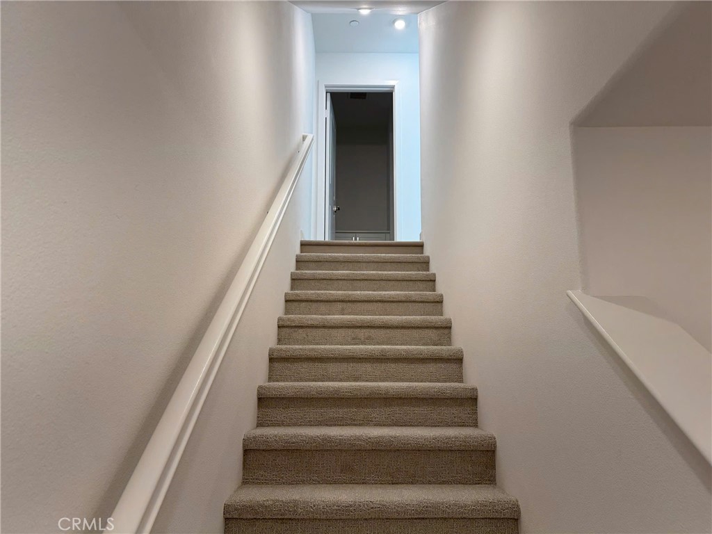 Residential Lease in Corona 4