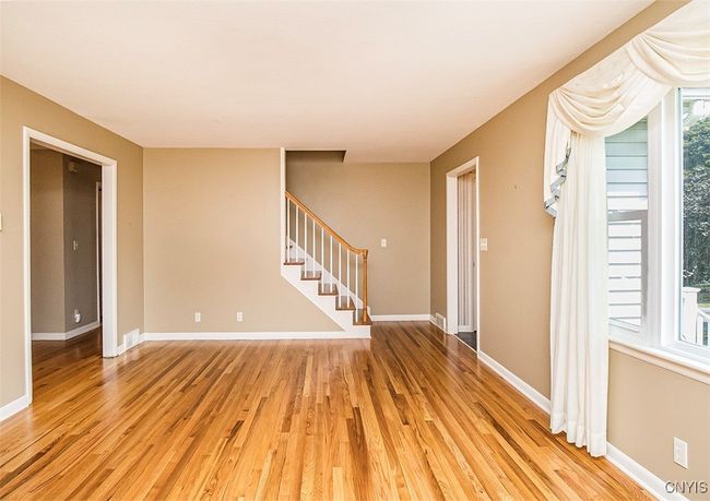 Neutral colors to match all decor... | Image 5