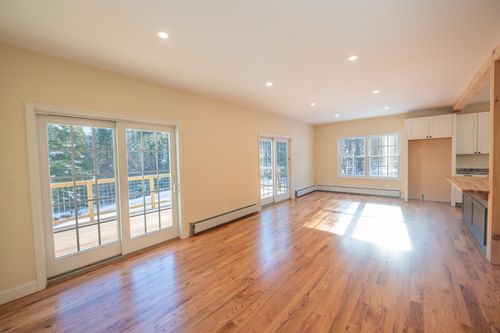 32 Circleview Dr, West Dover, VT, 05356-8856 | Card Image