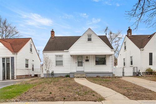 25521 Stanford St, Dearborn Heights, MI, 48125-1562 | Card Image