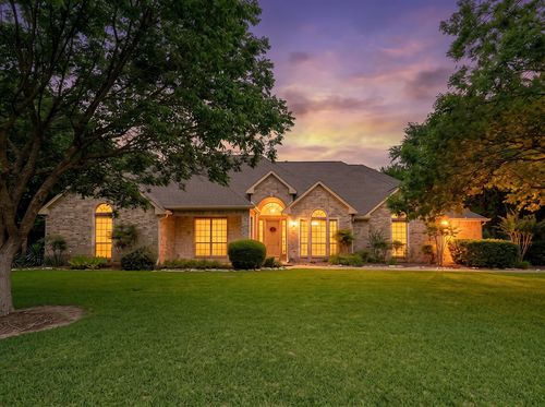 7301 Stallion St, Denton, TX, 76208-8101 | Card Image