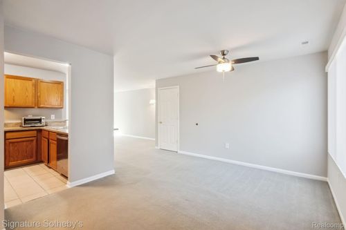 30773 Hidden Pines Ln, Roseville, MI, 48066-7308 | Card Image