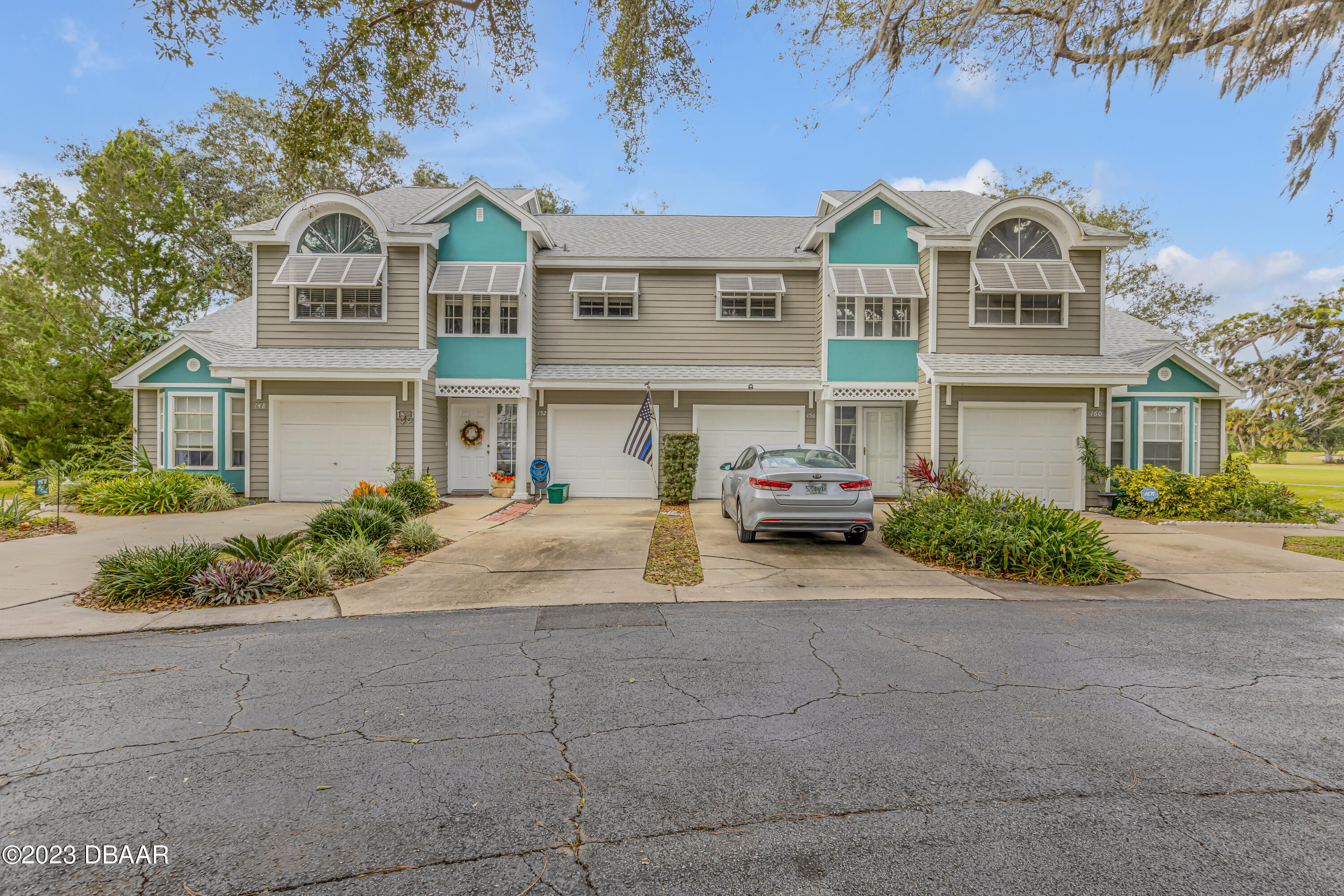 Grand Oaks Cir, Daytona Beach, FL 32114