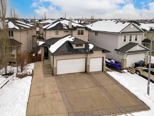 195 Royal Birkdale Cres Nw, Calgary, AB, T3G5R7 | Card Image