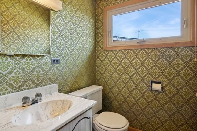 5623 N Manor Ln, House other with 3 bedrooms, 2 bathrooms and 2 parking in CHICAGO IL | Image 15