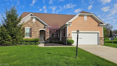 7226 Dursley Ct, Solon, OH, 44139-7039 | Card Image