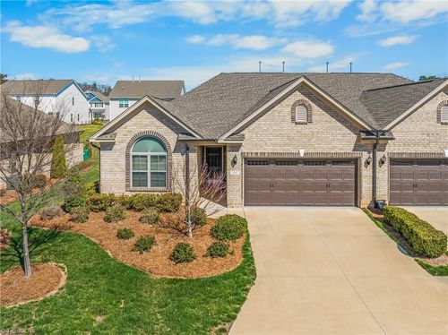 1597 Oakbluffs Dr, Colfax, NC, 27235-9862 | Card Image