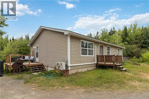 136 Pacific Junction Rd, Moncton Parish, NB, E1G2N8 | Card Image