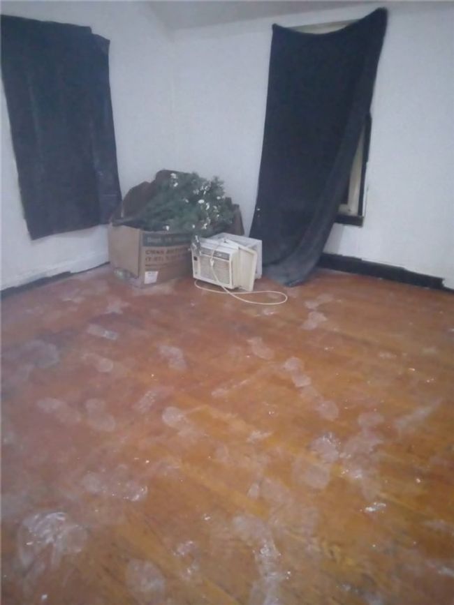 452 3rd St, House other with 2 bedrooms, 1 bathrooms and null parking in Donora PA | Image 4