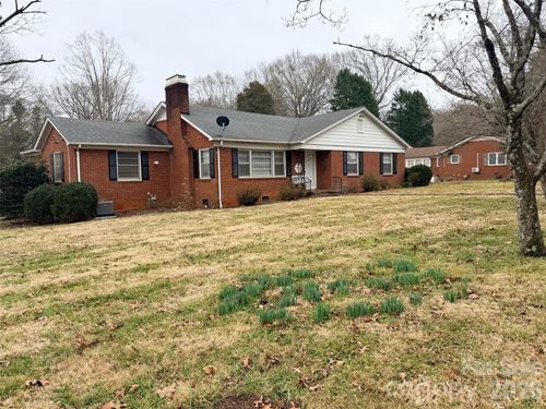 712 2nd Ave Nw, Conover, NC, 28613-2509 | Card Image