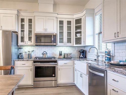 11f-29 Water St, Carlton Landing, OK, 74432 | Card Image