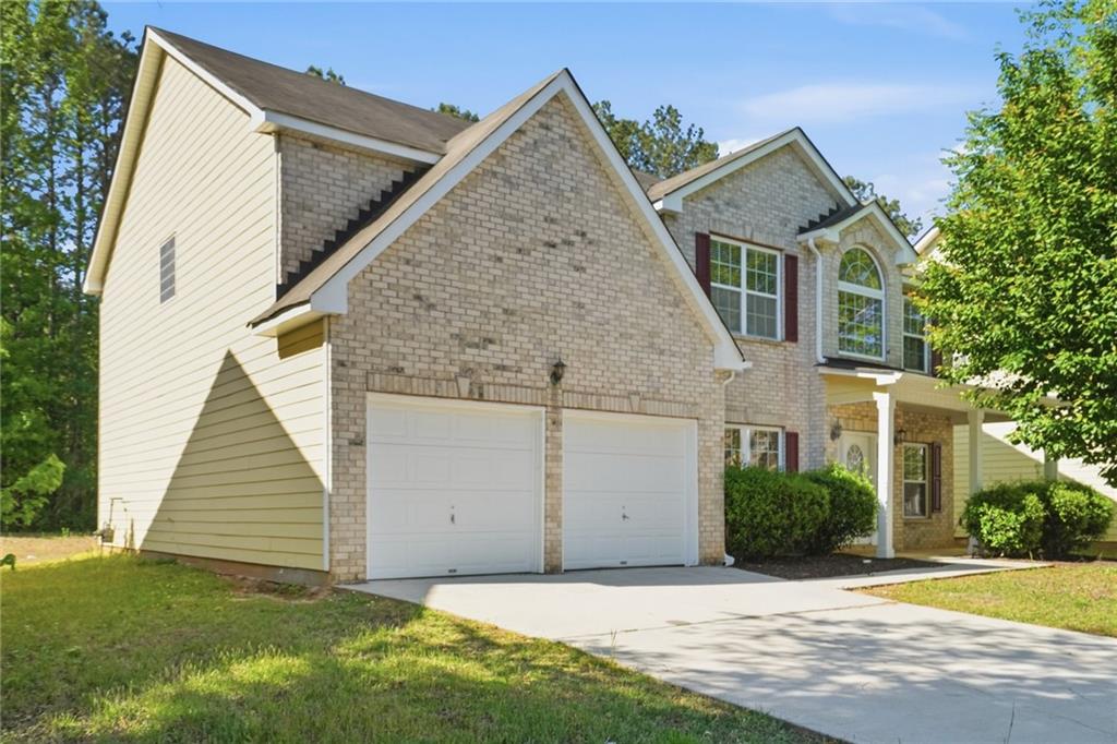Residential in Fairburn
