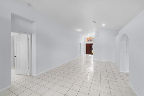 5737 Royal Club Dr, Boynton Beach, FL, 33437-4276 | Card Image