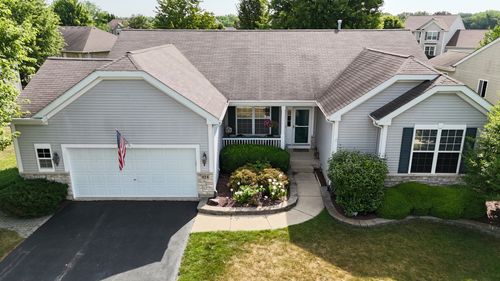 424 River Bend Dr, Genoa, IL, 60135-1440 | Card Image