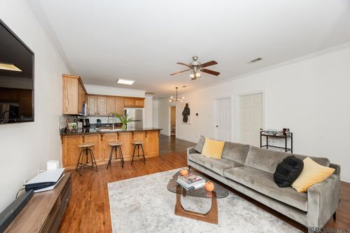8952 Pecan Tree Dr, Baton Rouge, LA, 70810-7036 | Card Image