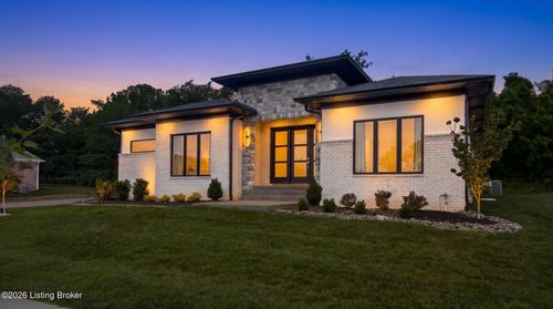 4007 Thomas Farm Dr, Louisville, KY, 40299 | Card Image