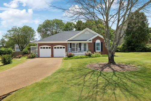 227 Riverbend Dr, Franklin, TN, 37064-5518 | Card Image