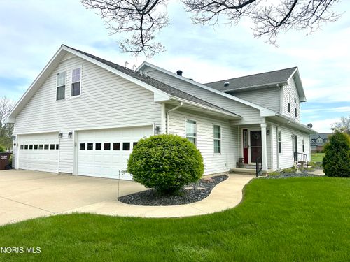 503 Elise Ln, Gibsonburg, OH, 43431-1281 | Card Image