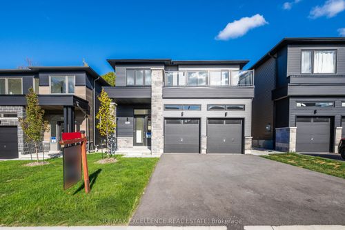 91 Berkely St, Wasaga Beach, ON, L9Z0K6 | Card Image