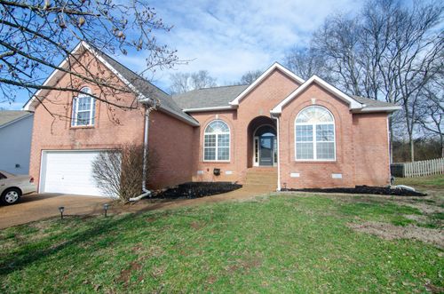 3308 Milton Ct, Thompsons Station, TN, 37179-5066 | Card Image