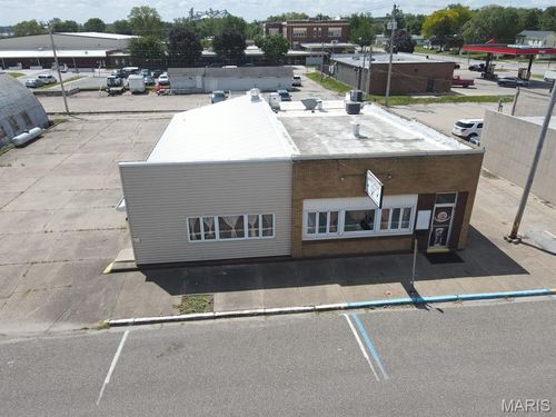 305 Lewis St, Canton, MO, 63435-1527 | Card Image