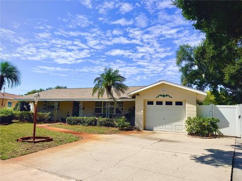 6086 28th Ave N, ST PETERSBURG, FL, 33710-3314 | Card Image