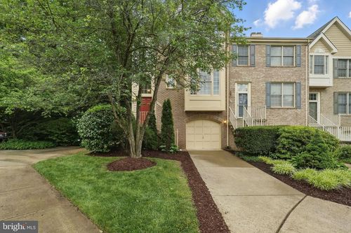 1393 Heritage Oak Way, RESTON, VA, 20194-1903 | Card Image