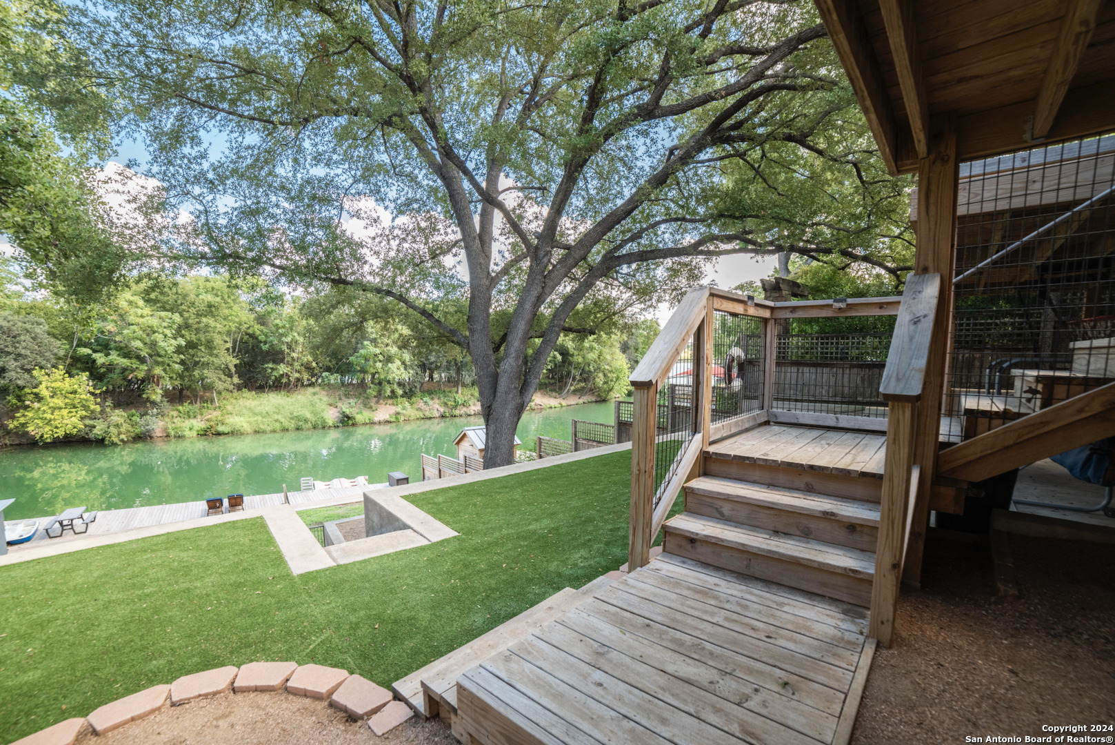Chinaberry Ln, New Braunfels, TX 78130