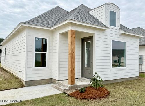 230 Berchman Oaks Dr, Lafayette, LA, 70506-6379 | Card Image