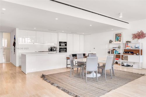 apt-402-9001 Collins Ave, Surfside, FL, 33154-3223 | Card Image