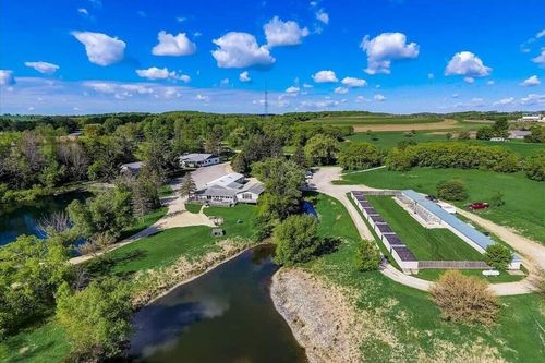 N865 County Rd W, CAMPBELLSPORT, WI, 53010-2404 | Card Image