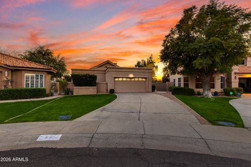 8883 E Mescal St, Scottsdale, AZ, 85260-6128 | Card Image