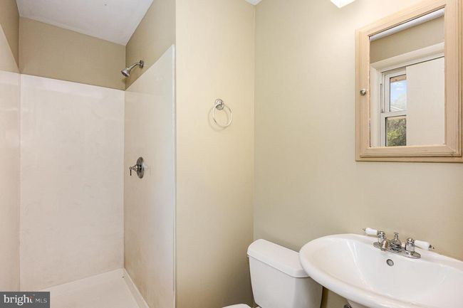 8040 Savage Guilford Rd, House other with 5 bedrooms, 4 bathrooms and null parking in JESSUP MD | Image 15