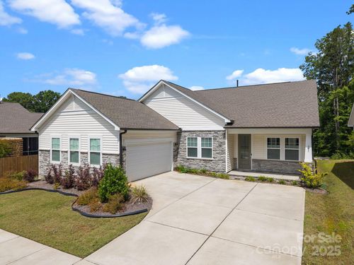 315 Skyebrook Ln, Rock Hill, SC, 29730-8405 | Card Image
